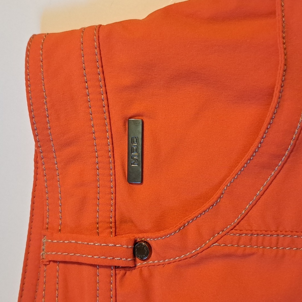 MDC Golf Skirt - Picture 2 of 13